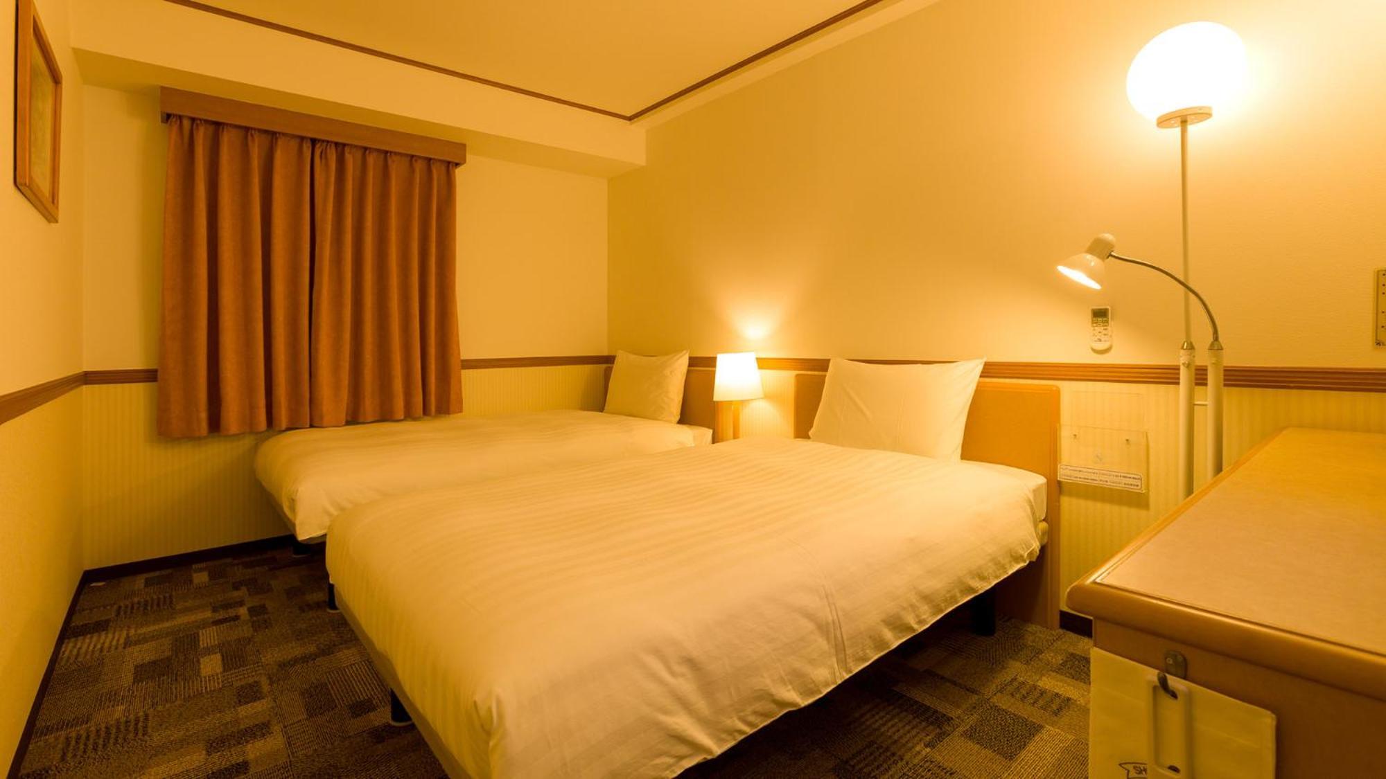 Toyoko Inn Shonan Hiratsuka Eki Kita Guchi No 1 Quarto foto
