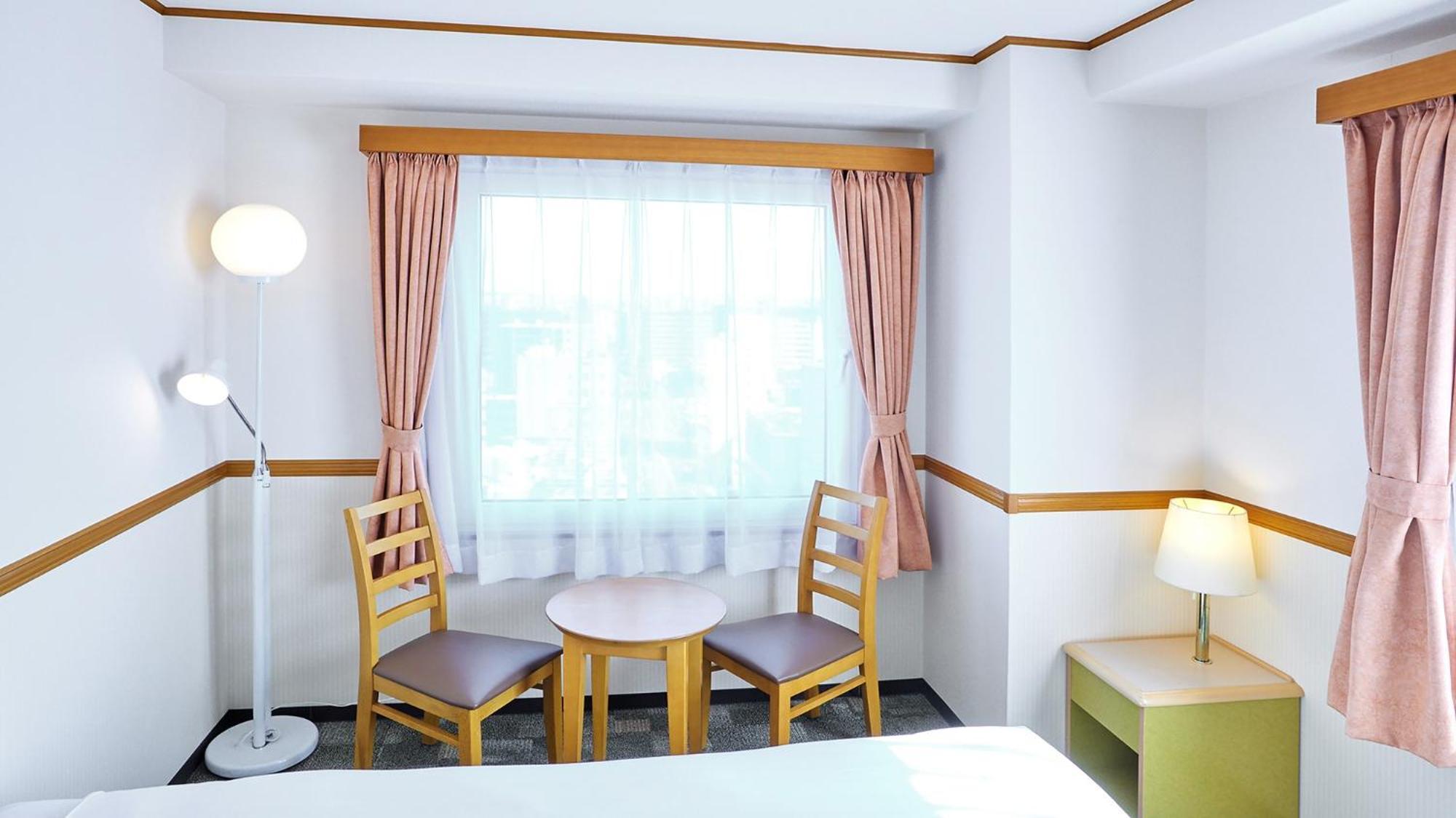 Toyoko Inn Shonan Hiratsuka Eki Kita Guchi No 1 Quarto foto