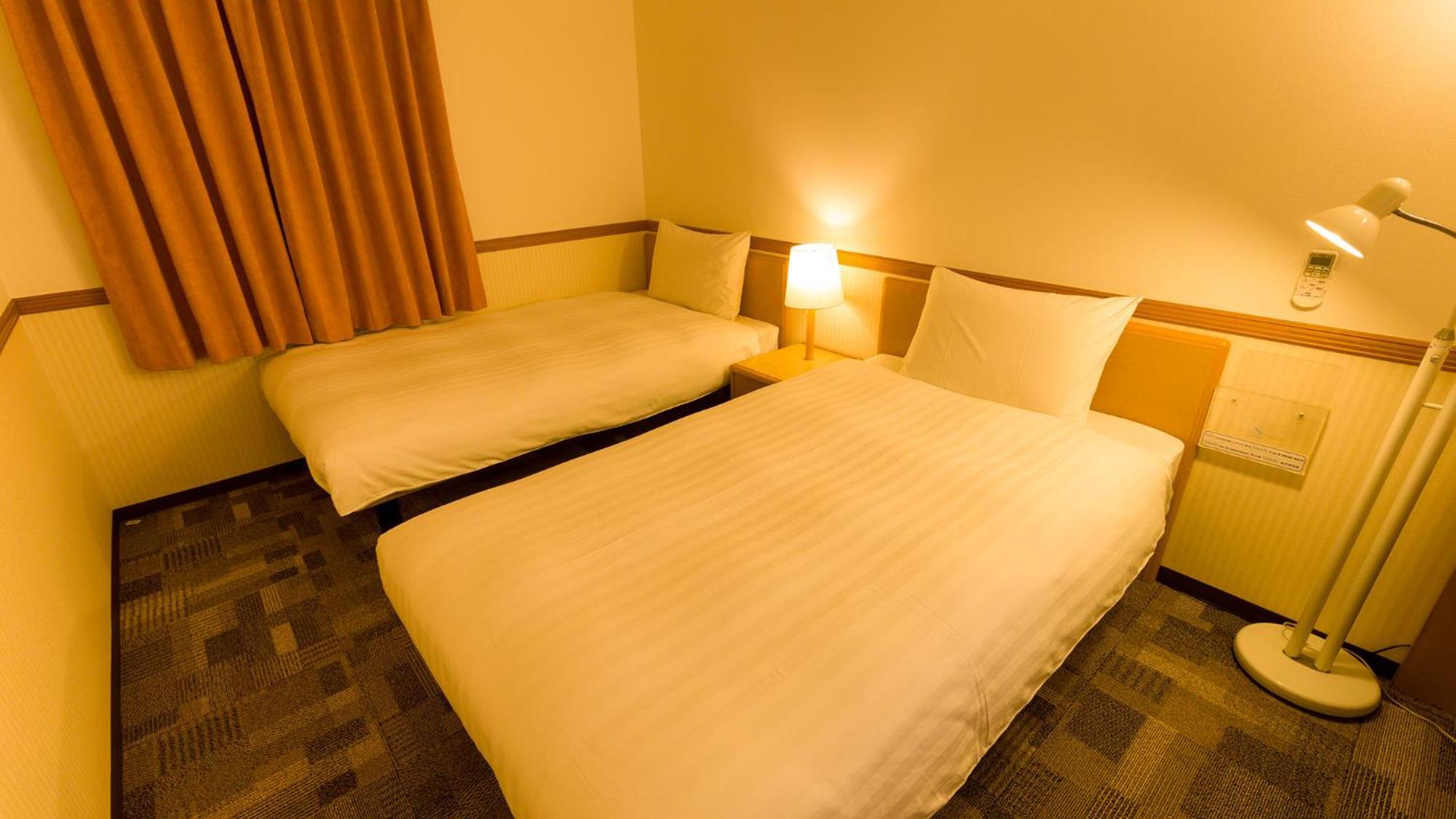 Toyoko Inn Shonan Hiratsuka Eki Kita Guchi No 1 Quarto foto