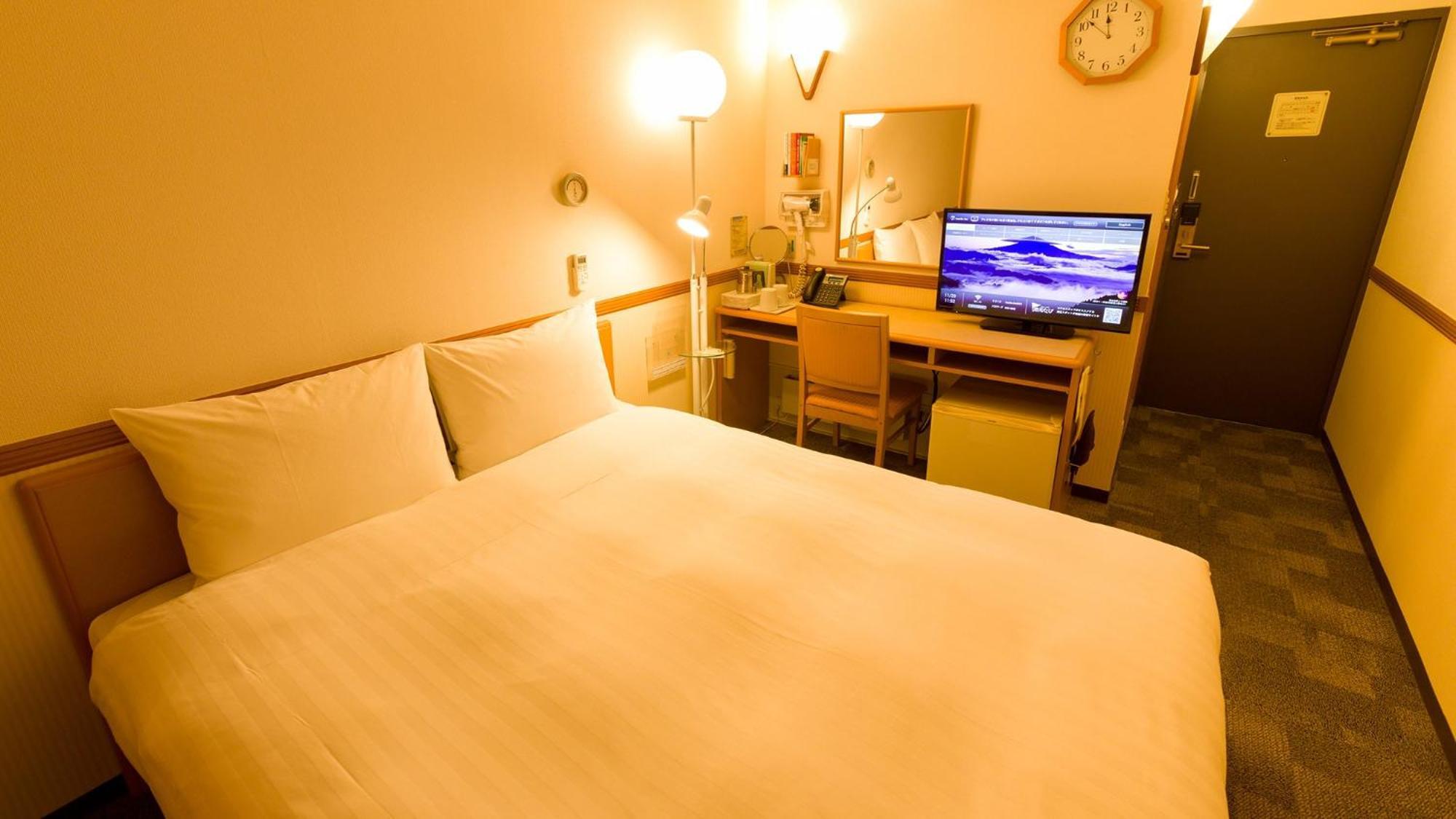 Toyoko Inn Shonan Hiratsuka Eki Kita Guchi No 1 Quarto foto